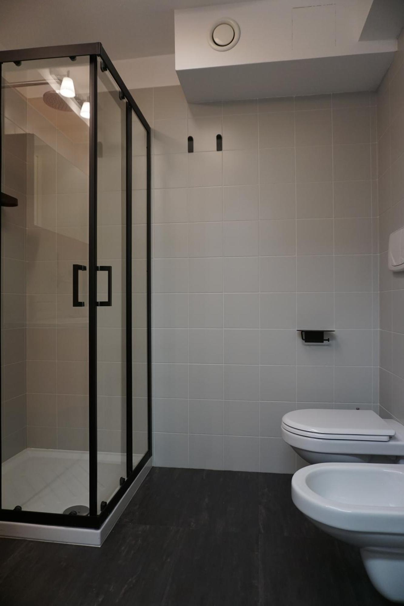 Milan Space Loft - Apartment Close To M5 Subway - Free Parking - Sky & Netflix Tv Exterior foto